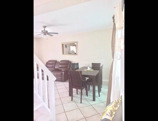 2 BEDROOM APARTMENT FOR SALE IN OATLANDS NORTH